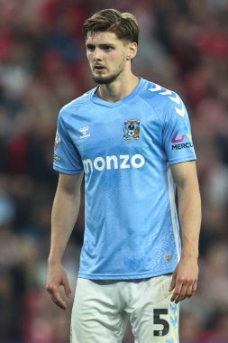 Coventry City 'den Jack Rudoni Gökyüzü İddia Şampiyonası Playoff Yarı final maçı sırasında Sunderland ile Coventry City Stadyumu, Sunderland, İngiltere, 13 Mayıs 2025