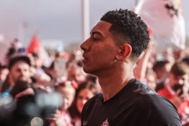 Sunderland 'dan Jobe Bellingham, 13 Mayıs 2025' te İngiltere 'nin Sunderland kentinde oynanan Sunderland-Coventry City maçında Gökyüzü İddia Şampiyonası yarı final maçına geldi.