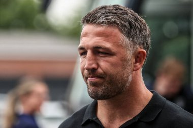 Sam Burgess Warrington Wolves 'un baş antrenörü, 18 Mayıs 202' de İngiltere 'nin Wakefield şehrinde oynanan 11. Betfred Süper Lig karşılaşmasında Wakefield Trinity, Warrington Wolves' a karşı.