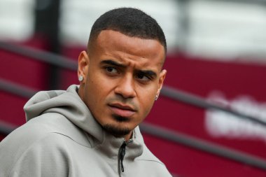 Nottingham Ormanı 'ndan Murillo Santiago, 18 Mayıs 2025' te Londra 'daki Londra Stadyumu' nda oynanan Premier League maçı öncesinde Londra Stadyumu 'na geldi.