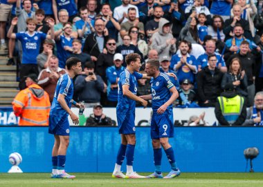 Leicester City 'den Kasey McAteer, 18 Mayıs 202' de King Power Stadyumu 'nda oynanan Premier League maçında 2-0' lık galibiyetini kutluyor.