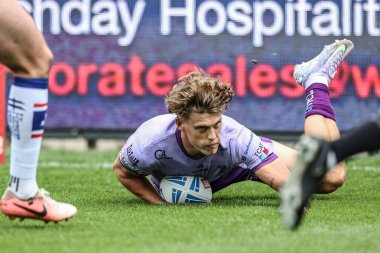 Warrington Wolves takımından Arron Lindop, 18 Mayıs 202 'de Birleşik Krallık' ın Wakefield şehrinde oynanan 11. Betfred Süper Lig karşılaşmasında Wakefield Trinity vs Warrington Wolves 'a karşı oynuyor.