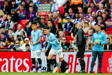 Manchester City 'den Phil Foden, 17 Mayıs 202' de İngiltere 'nin Wembley Stadyumu' nda oynanan ve Manchester City 'ye karşı oynanan FA Cup final maçında sahaya çıktı.