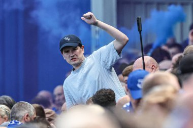 Everton taraftarları Premier League maçından sonra Everton, Southampton 'a karşı Goodison Park, Liverpool, İngiltere, 18 Mayıs 2025