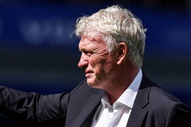 18 Mayıs 2025 'te Goodison Park, Liverpool' da oynanan Premier League maçında Everton ve Southampton maçı öncesinde The Winslowe Hotel 'in önünde Everton taraftarları