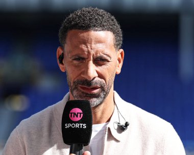 Rio Ferdinand Premier Lig maçı öncesinde Everton, Southampton 'a karşı Goodison Park, Liverpool, İngiltere, 18 Mayıs 2025