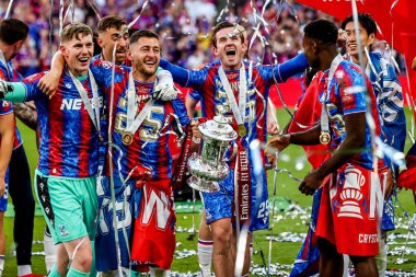 Crystal Palace, 17 Mayıs 202 tarihinde İngiltere 'nin Wembley Stadyumu' nda oynanan ve Manchester City ile oynanan FA Cup final maçı sonrasında FA Cup 'ı kaldırdı.