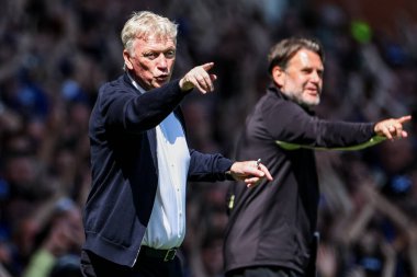 18 Mayıs 2025 'te Goodison Park, Liverpool' da oynanan Premier League maçında Everton ve Southampton maçı öncesinde The Winslowe Hotel 'in önünde Everton taraftarları