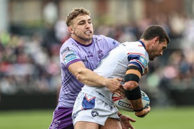 Warrington Wolves takımından Sam Powell, 18 Mayıs 2025 'te İngiltere' nin Wakefield şehrinde oynanan 11. Betfred Süper Lig karşılaşmasında Wakefield Trinity vs Warrington Wolves 'a karşı maçta maç yapıyor.