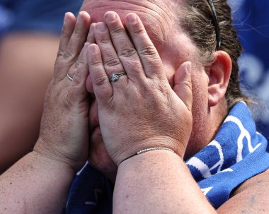 18 Mayıs 2025 'te Goodison Park, Liverpool' da oynanan Premier League maçında Everton ve Southampton maçı öncesinde The Winslowe Hotel 'in önünde Everton taraftarları