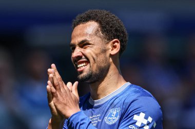 18 Mayıs 2025 'te Goodison Park, Liverpool' da oynanan Premier League maçında Everton ve Southampton maçı öncesinde The Winslowe Hotel 'in önünde Everton taraftarları