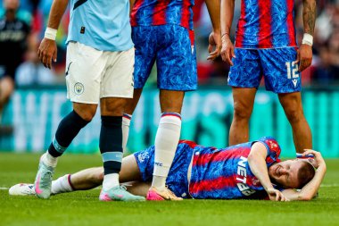 Kristal Saray 'dan Adam Wharton, 17 Mayıs 202' de İngiltere 'nin Wembley Stadyumu' nda oynanan Crystal Palace - Manchester City maçında sakatlandı.