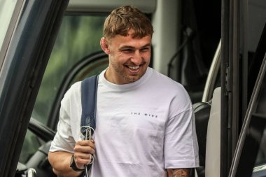 Warrington Wolves 'tan Sam Powell, 18 Mayıs 2025' te İngiltere 'nin Wakefield kentindeki DIY Kitchens Stadyumu' nda oynanan 11.