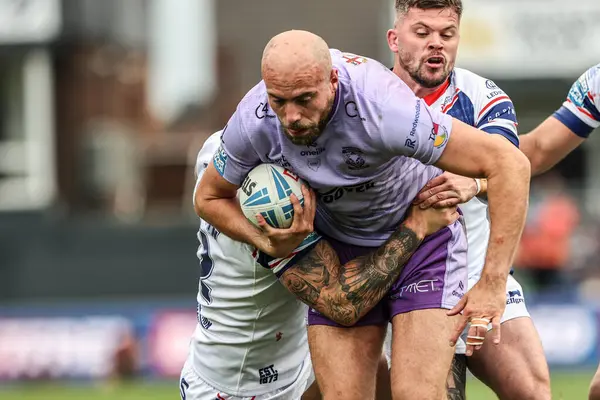 Warrington Wolves takımından James Harrison, 18 Mayıs 2025 'te İngiltere' nin Wakefield kentindeki DIY Kitchens Stadyumu 'nda oynanan 11.