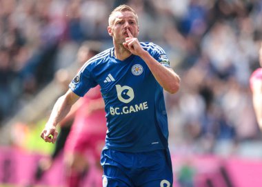 Leicester City 'den Jamie Vardy, 18 Mayıs 2025' te King Power Stadyumu 'nda oynanan Premier League maçında Leicester City-Ipswich Town maçında 1-0' lık galibiyetini kutluyor.