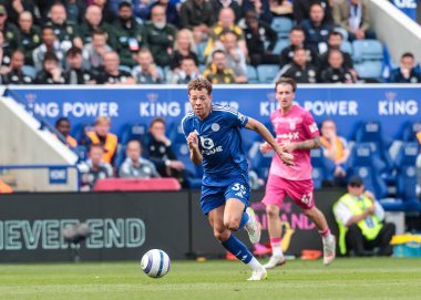 Leicester City 'den Kasey McAteer 18 Mayıs 2025' te King Power Stadyumu 'nda Leicester City ile Ipswich Town arasında oynanan Premier League maçında topu aldı.