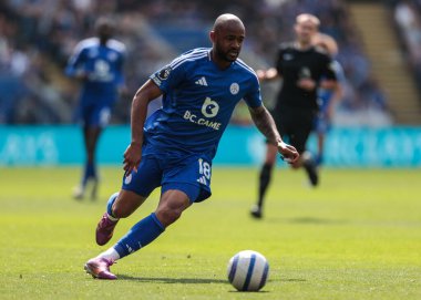 Leicester City 'den Jordan Ayew, 18 Mayıs 2025' te King Power Stadyumu 'nda Leicester City ile Ipswich Town arasında oynanan Premier League maçında topu kaybetti.