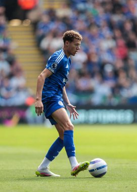 Leicester City 'den Kasey McAteer 18 Mayıs 2025' te King Power Stadyumu 'nda oynanan Premier League maçında topu kontrol ediyor.