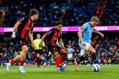 Manchester City 'den Kevin De Bruyne 20 Mayıs 2025' te Etihad Stadyumu 'nda oynanan Premier League maçında topu aldı.