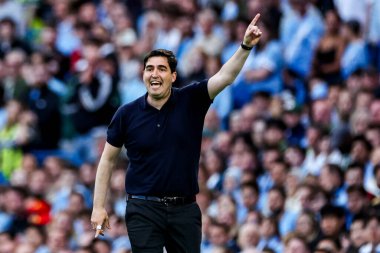 AFC Bournemouth takımının Andoni Iraola takımı 20 Mayıs 2025 'te Etihad Stadyumu' nda oynanan Premier League maçında takıma talimat verdi.