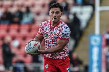 Leigh Leoparları 'ndan Lachlan Lam, maç öncesi ısınma turunda 12. Betfred Süper Lig karşılaşmasında Leigh Leopards' a karşı Hull FC, Leigh Spor Köyü, Leigh, Birleşik Krallık, 22 Mayıs 2025