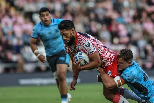 Leigh Leopards 'dan Isaac Liu, 22 Mayıs 2025' te Leigh Spor Köyü 'nde oynanan 12. Betfred Süper Lig karşılaşmasında sakatlandı.