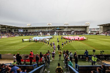 Takımlar maç için 12. Betfred Süper Ligi karşılaşmasında sahaya çıktılar. Warrington Wolves, Hull KR 'a karşı Halliwell Jones Stadyumu, Warrington, İngiltere, 23 Mayıs 2025