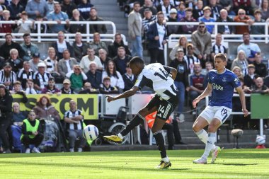 Newcastle United takımından Alexander Isak, 25 Mayıs 2025 'te St. James' s Park, Newcastle, Birleşik Krallık 'ta oynanan Premier League karşılaşmasında gol attı.