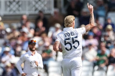 İngiltere kaptanı Ben Stokes, 23 Mayıs 2025 'te İngiltere' nin Nottingham kentindeki Trent Köprüsü 'nde oynanan Rothesay Test Maçı 2.