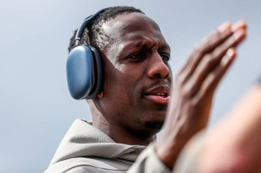 Nottingham Ormanı 'ndan Willy-Arnaud Boly, Premier League maçı öncesinde Nottingham Forest' a karşı Chelsea City Ground, Nottingham, İngiltere 'de 25 Mayıs 2025' te City Ground 'a geldi.