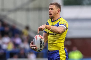 Warrington Wolves takımından Matt Dufty, 23 Mayıs 2025 'te oynanan Betfred Süper Lig karşılaşmasında Warrington Wolves, Hull KR' a karşı Halliwell Jones Stadı 'nda tepki gösterdi.