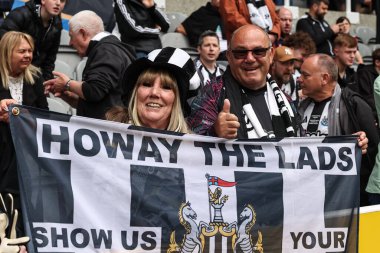 Newcastle taraftarı Premier Lig karşılaşması öncesinde Newcastle United Everton 'a karşı St. James' s Park, Newcastle, İngiltere, 25 Mayıs 2025
