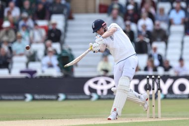 İngiltere 'den Harry Brook, 23 Mayıs 2025' te İngiltere 'nin Trent Bridge, Nottingham kentinde oynanan Rothesay Test Maçı 2.