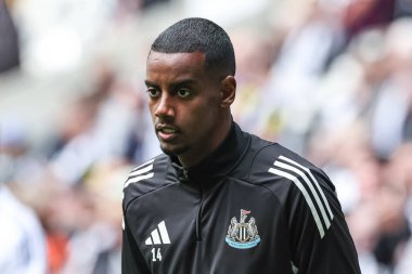 Newcastle United 'dan Alexander Isak Premier League maçı sırasında İngiltere' nin Newcastle şehrinde oynanan St.James 's Park' ta oynanan Newcastle United maçında ısınma turunda