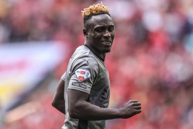 Leyton Orient takımından Daniel Agyei 25 Mayıs 2025 'te Wembley Stadyumu' nda Charlton Athletic ile Leyton Orient arasında oynanan final maçında