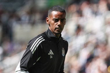 Newcastle United 'dan Alexander Isak Premier League maçı sırasında İngiltere' nin Newcastle şehrinde oynanan St.James 's Park' ta oynanan Newcastle United maçında ısınma turunda