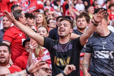 Charlton taraftarları, 25 Mayıs 2025 'te Wembley Stadyumu' nda oynanan Charlton Atletizm ve Leyton Orient final maçında play-off finalini kazandılar.