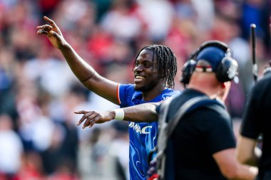 Chelsea Premier Lig maçının ardından Nottingham Forest Chelsea 'ye karşı 25 Mayıs 2025' te İngiltere 'nin Nottingham şehrinde oynanan City Ground maçında kazandığı galibiyet sonrasında Şampiyonlar Ligi' ndeki yerlerini kutluyor.