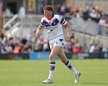 Wakefield Trinity 'den Ellis Lingard Betfred Süper Lig maçı sırasında Wakefield Trinity, DIY Kitchens Stadyumu' nda Salford Red Devils 'e karşı, 25 Mayıs 2025