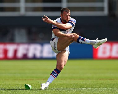 Wakefield Trinity 'den Max Jowitt, 25 Mayıs 2025' te Birleşik Krallık 'ın Wakefield Stadyumu' nda oynanan Betfred Süper Lig karşılaşmasında Wakefield Trinity - Salford Red Devils maçında dönüşüm geçirdi.