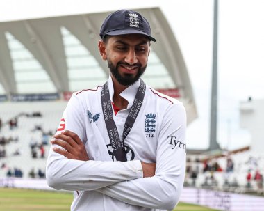 İngiltere 'nin Shoaib Bashir serisinin oyuncusu Rothesay Test Maçı' nda 3. İngiltere, Trent Bridge, Nottingham 'da Zimbabwe' ye karşı 24 Mayıs 2025