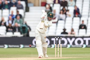 Zimbabwe 'den Sean Williams, 24 Mayıs 2025' te Trent Bridge, Nottingham, İngiltere 'de oynanan Rothesay Test Maçı 3.