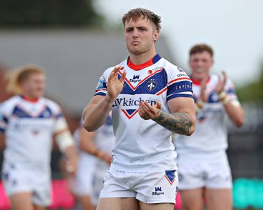 Wakefield Trinity 'den Jack Croft Betfred Süper Lig maçı sonrasında Wakefield Üçlemesi, DIY Kitchens Stadyumu' nda Salford Red Devils 'e karşı, 25 Mayıs 2025
