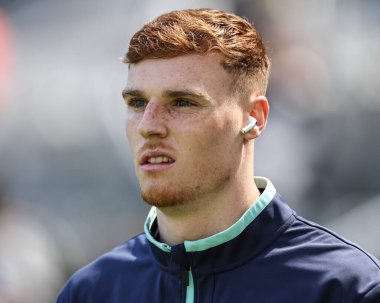 Everton 'dan Jake O' Brien, Premier Lig maçı sırasında St.James 's Park, Newcastle, İngiltere' deki Newcastle United 'a karşı 25 Mayıs 2025' te geldi.