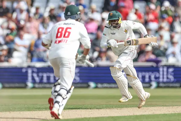 Zimbabwe 'den Tafadzwa Tsiga Rothesay Test Maçı' nda 2. Gün İngiltere 'ye karşı Trent Köprüsü, Nottingham, İngiltere, 23 Mayıs 2025