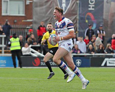 Wakefield Trinity 'den Ellis Lingard, 25 Mayıs 2025' te Birleşik Krallık 'ın Wakefield Stadyumu' nda oynanan Betfred Süper Lig karşılaşmasında ikinci denemesini yaptı.