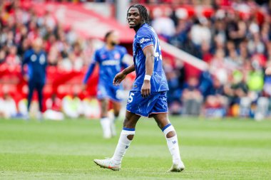 Chelsea 'den Romeo Lavia, Nottingham Forest' ın Chelsea 'ye karşı oynadığı Premier League maçında 25 Mayıs 2025' te tepki gösterdi.