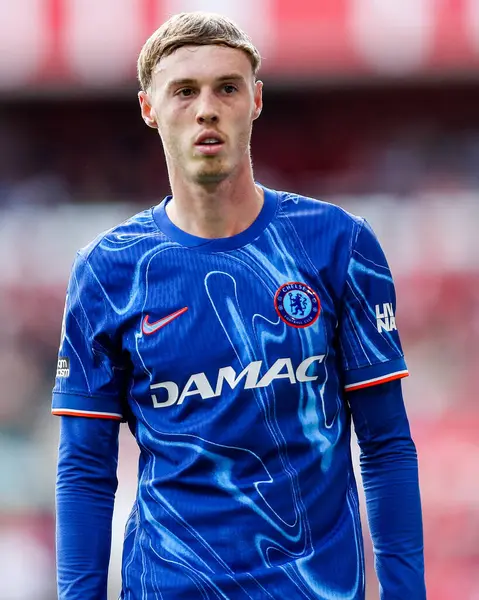 Chelsea 'den Cole Palmer, Nottingham Forest' a karşı Chelsea City Ground, Nottingham, İngiltere 'de 25 Mayıs 2025' te oynanan Premier League karşılaşmasında görülüyor.