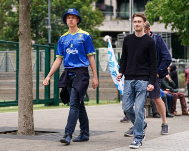 Afc Wimbledon taraftarları Sky Bet 2 Playoff Finali öncesinde AFC Wimbledon Walsall 'a karşı Wembley Stadyumu, Londra, 26 Mayıs 2025