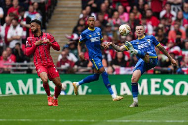 26 Mayıs 2025 'te Wembley Stadyumu' nda Wimbledon 'a karşı oynanan Gökyüzü İddia Ligi 2 Playoff Final maçı sırasında
